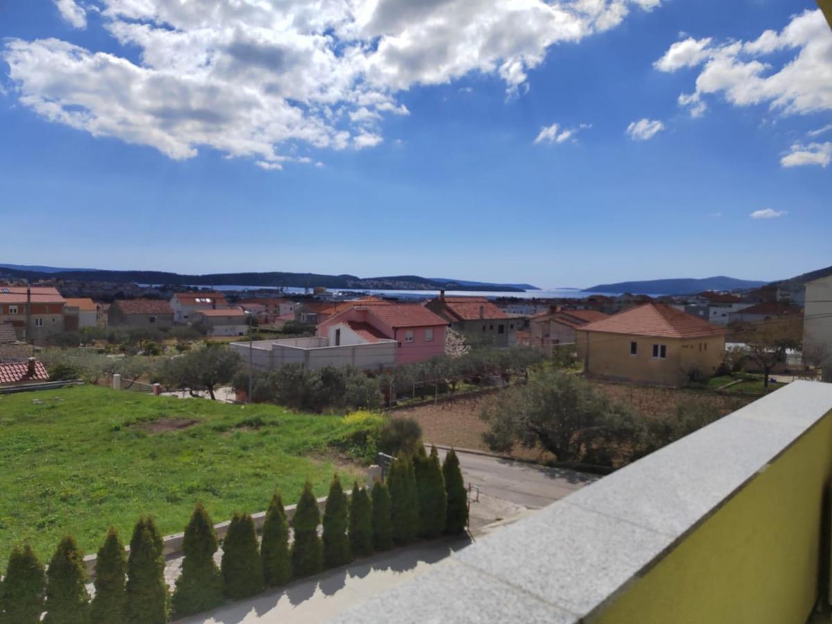 Apartman Memories Трогир Экстерьер фото