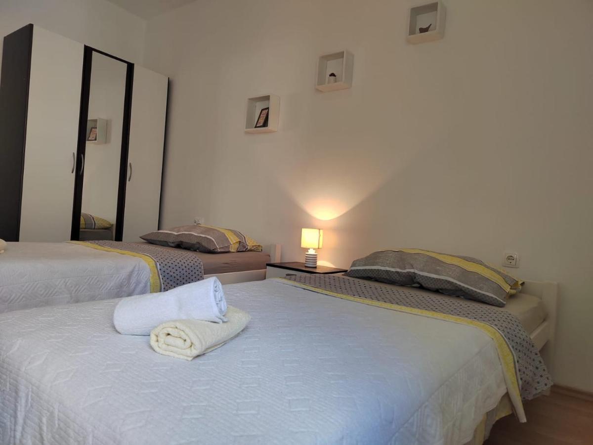 Apartman Memories Трогир Экстерьер фото