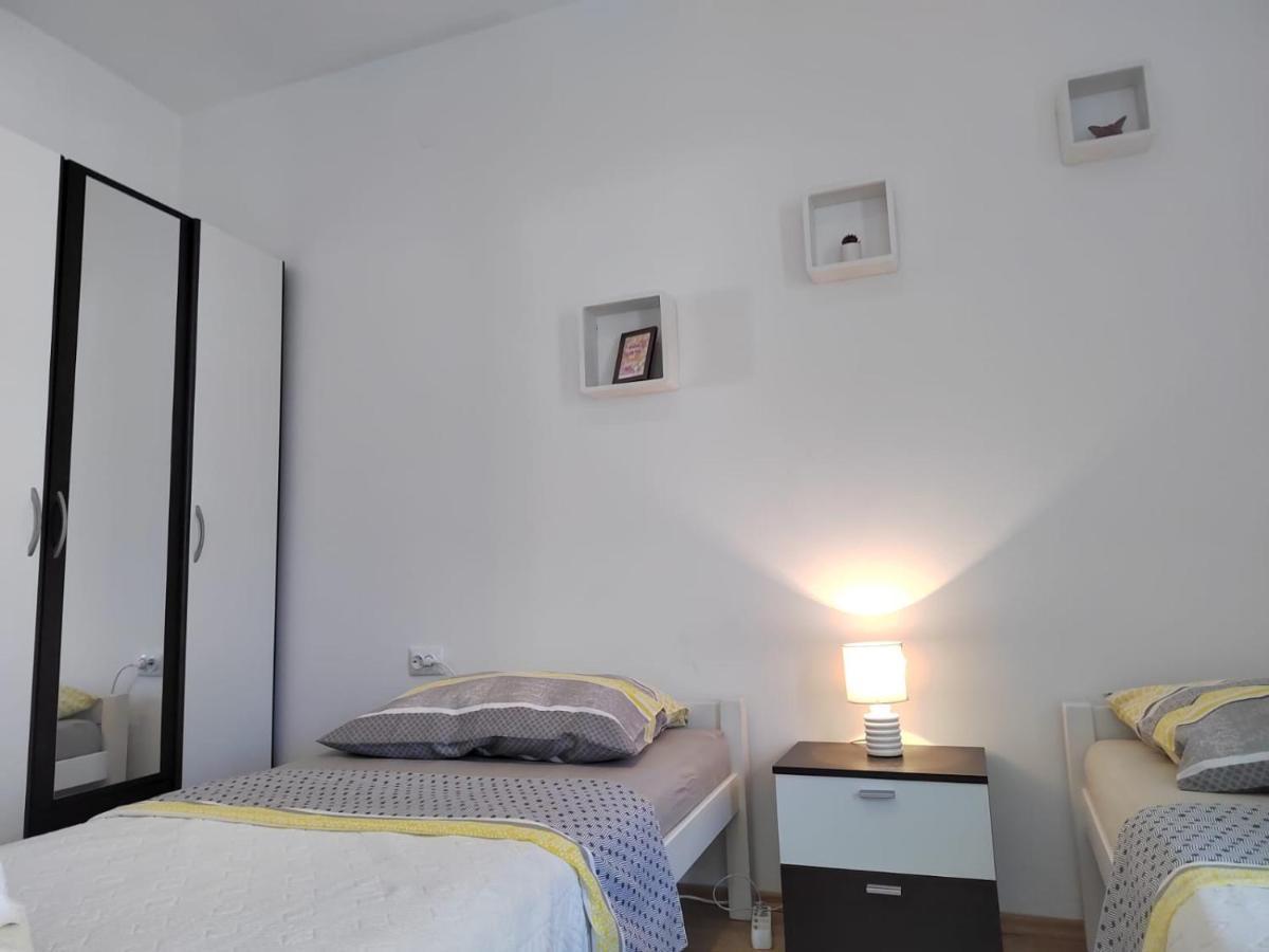 Apartman Memories Трогир Экстерьер фото